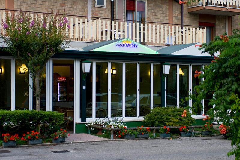 Hotel Rado Лидо ди Йезоло Екстериор снимка